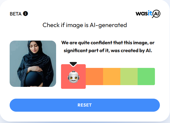 इकबालचे बहिणीशी लग्न असे सांगत व्हायरल कोलाजसह होणारा दावा खोटा आहे