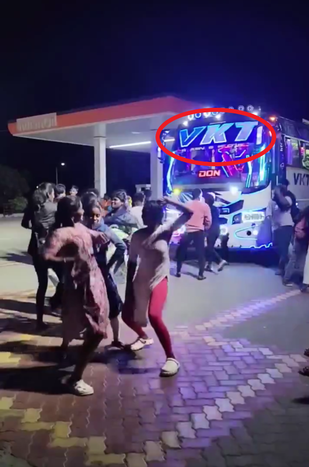 விஜய் ஆறுதல் சந்திப்புக்கு வரும்போது கரூர் நெரிசலில் உயிரிழந்தவர்களின் உறவினர்கள் குத்தாட்டம் போட்டனர்.