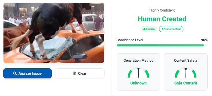 ಫೆರಾರಿ ಕಾರಿನ ಮೇಲೆ ಹಾರಿದ ಗೂಳಿ, ವೈರಲ್ ವೀಡಿಯೋ ಎಐ ಸೃಷ್ಟಿ!