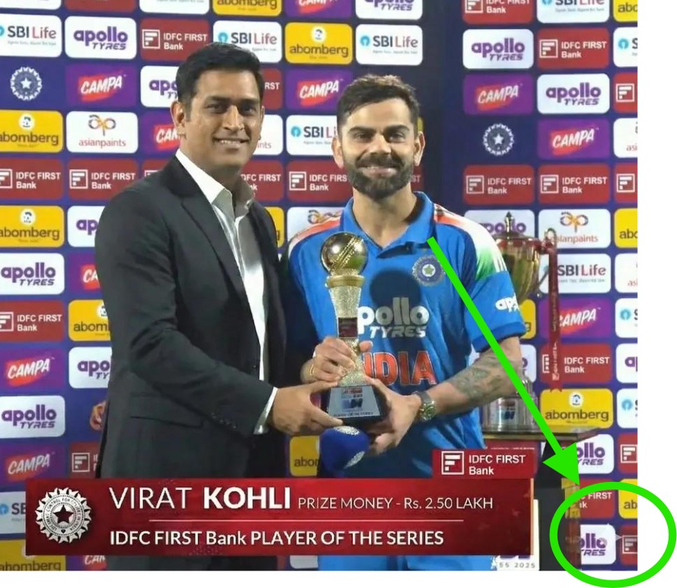 Here’s The Truth Behind MS Dhoni Presenting ‘Player Of The Series’ Trophy To Virat Kohli